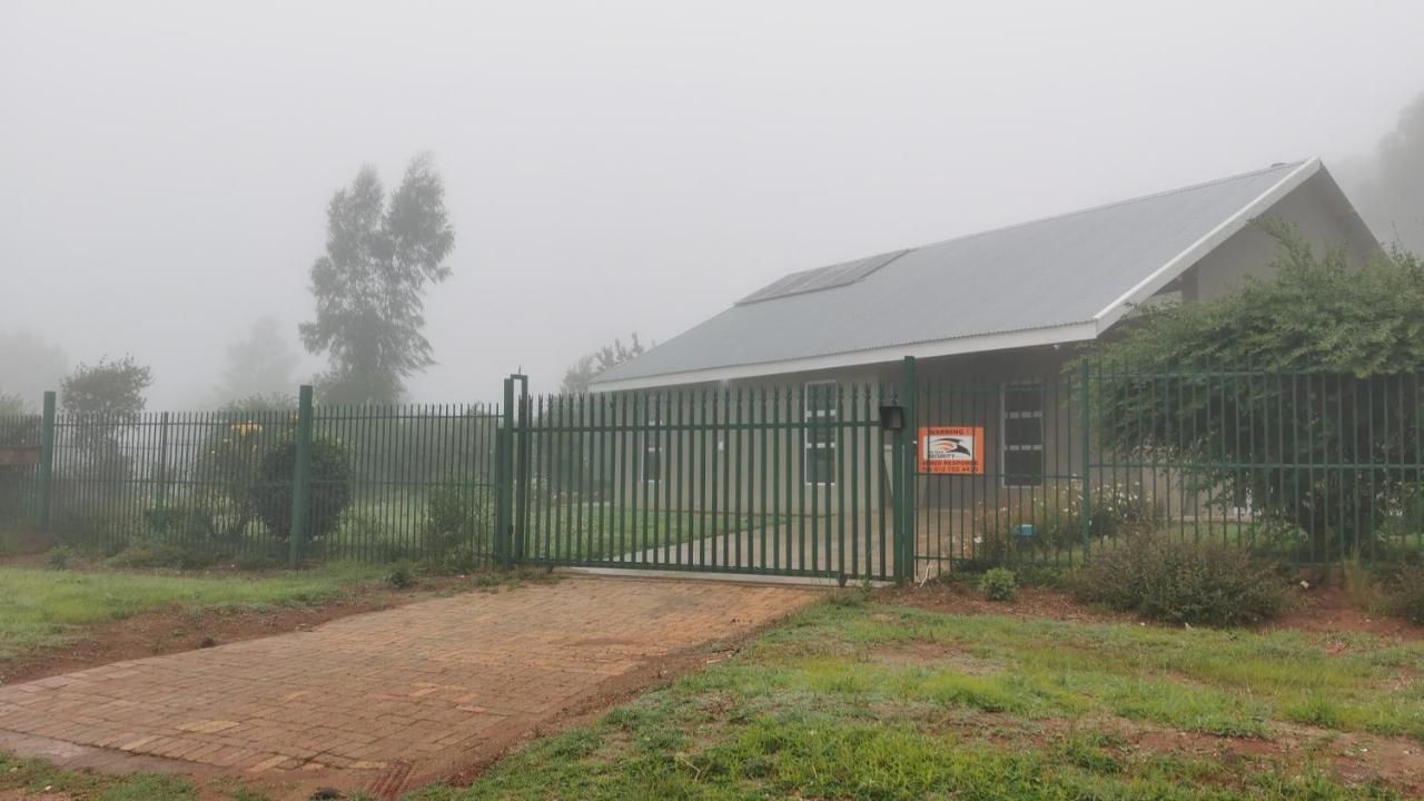 Sirimiri Cottage Dullstroom Exterior foto