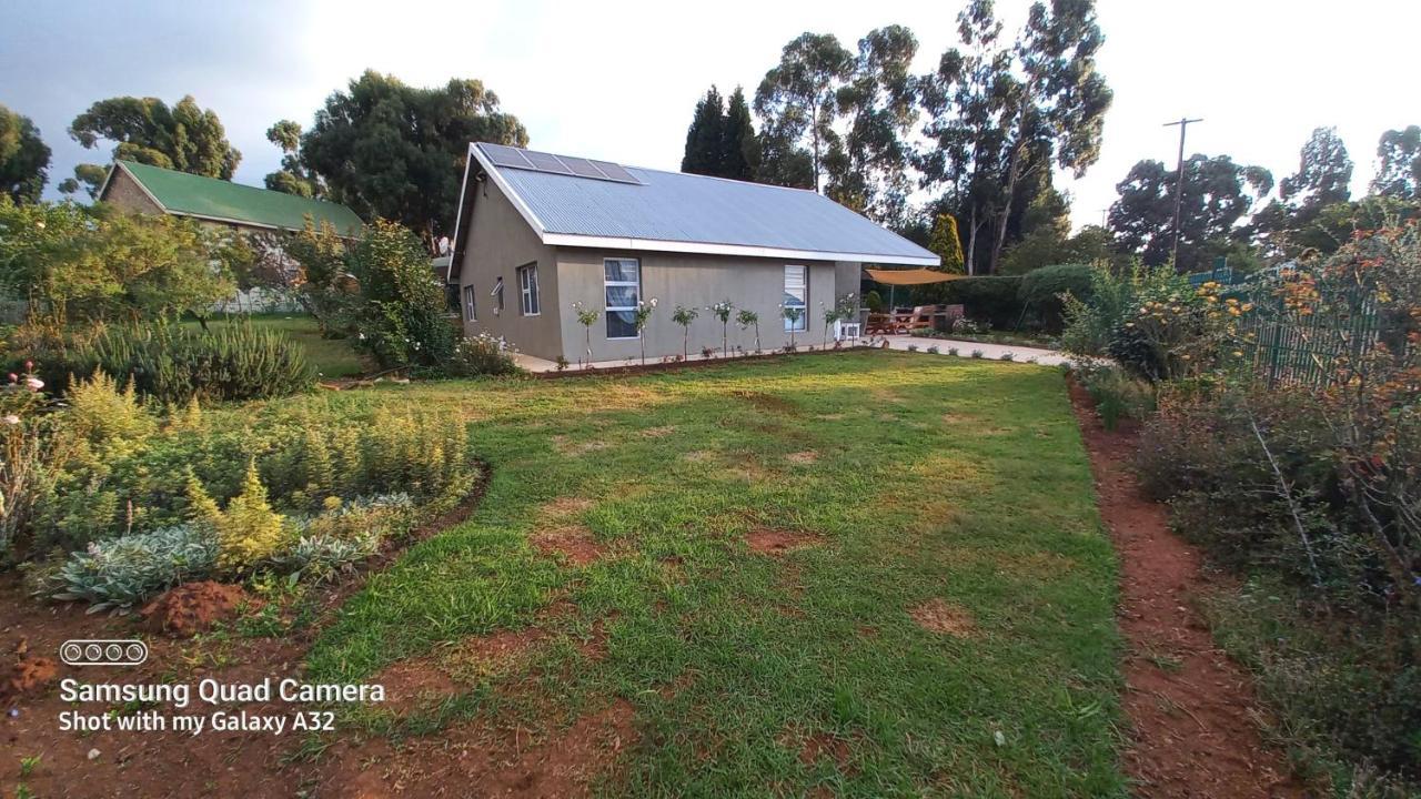 Sirimiri Cottage Dullstroom Exterior foto